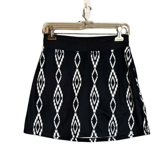 3 for $30! Seg’ments luxe black & white skort - Picture 1 of 8